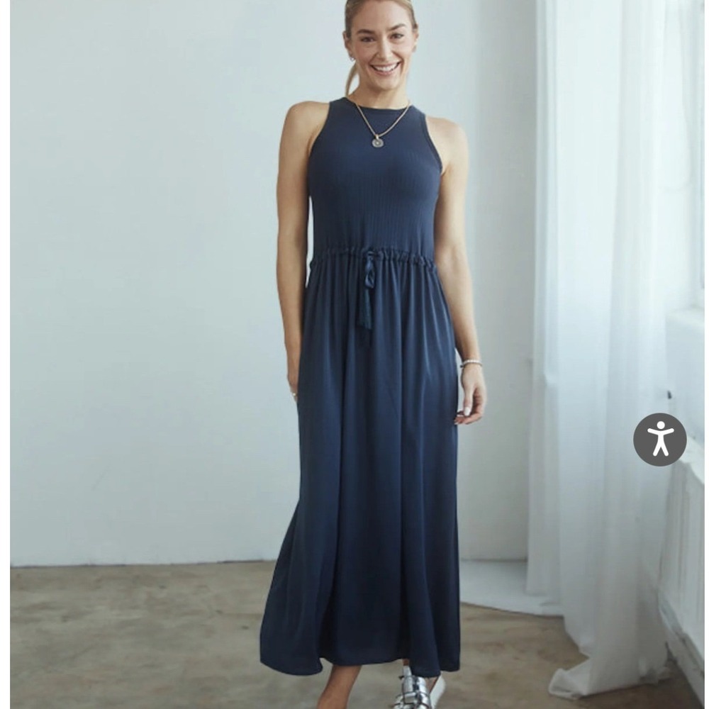 Shebird Addison Maxi Dress Navy Blue Ribbed Flowy Pockets Built in Bra Large